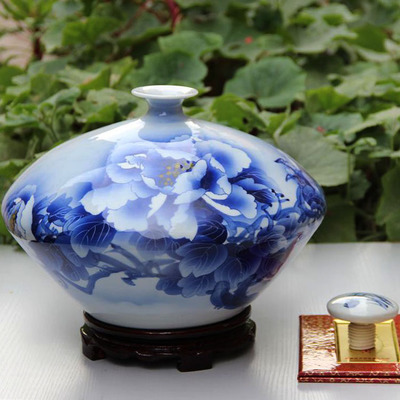 【景德镇陶瓷酒瓶 10斤密封酒坛 名家吴文瀚手绘青花瓷酒瓶 带证书】价格,厂家,图片,陶瓷包装容器,景德镇金泰陶瓷-